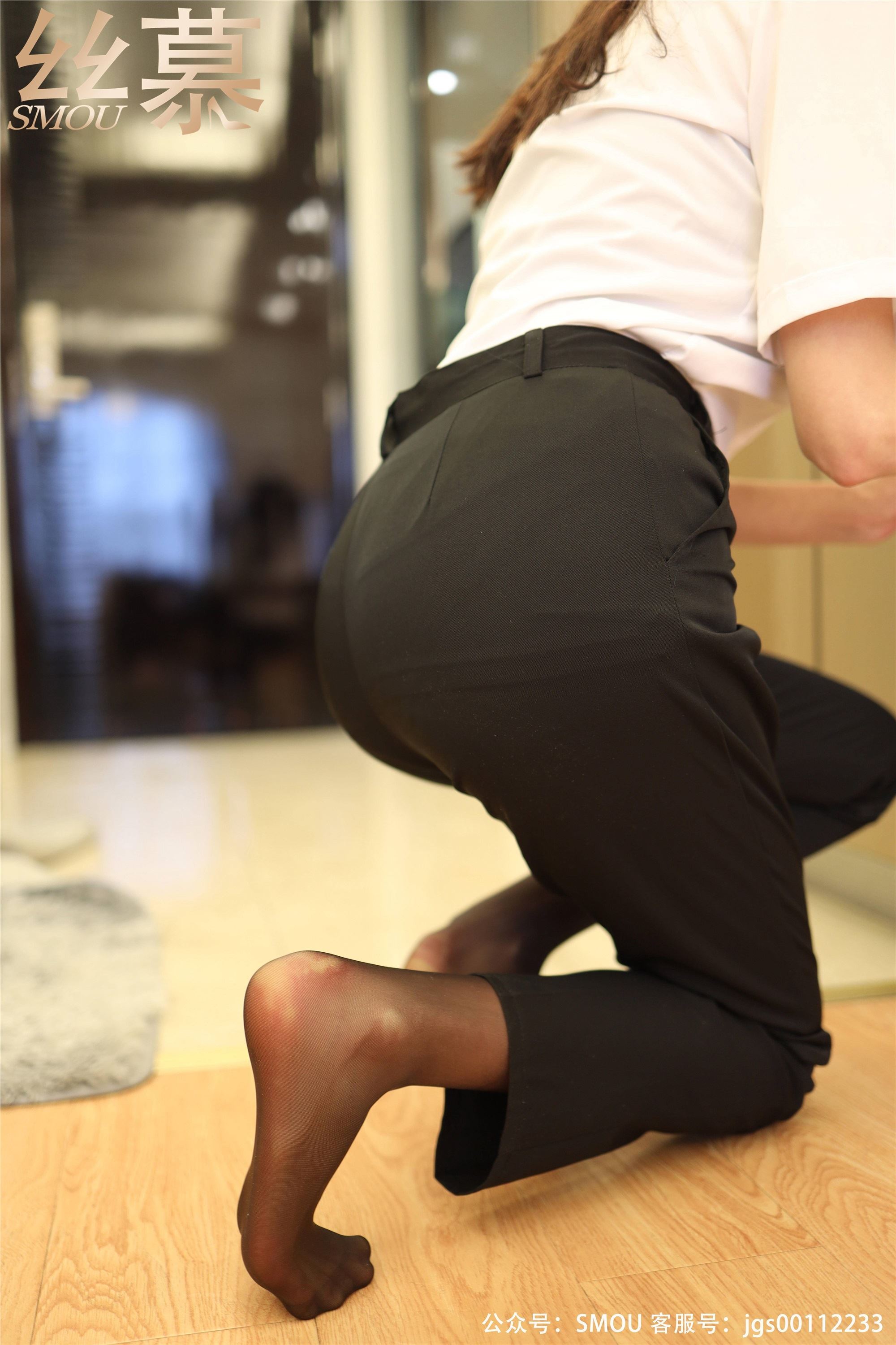 丝慕写真 SM451 天天一元 模特：泡芙《裤里丝小tip》